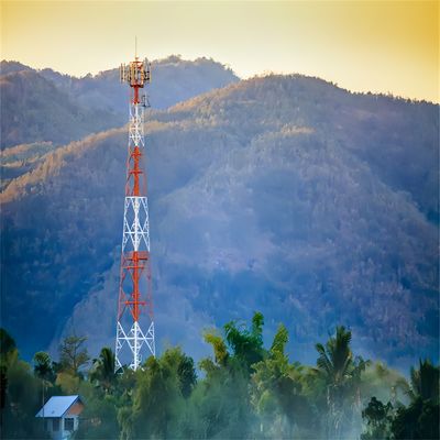 50 60 70 80 متری 3G 4G 5G استار آنتن پناهگاه 4 پاها شبکه خودپذیر ستون فولادی ساختار برج مخابرات