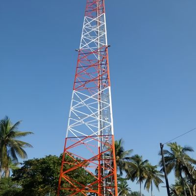 30M 40M 50M برج خودپذیر سه پایی Isp ارائه دهنده خدمات اینترنت 4G 5G برج