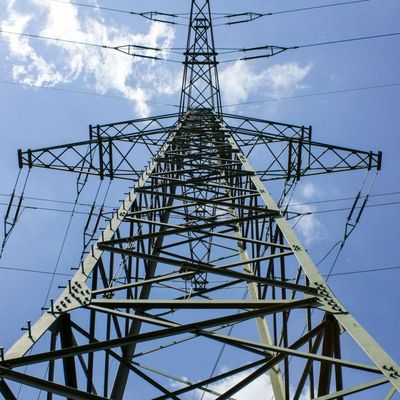 برج زاویه ای آهن ولتاژ بالا برق سرعت باد 30-180 Km/h برج انتقال 132kv