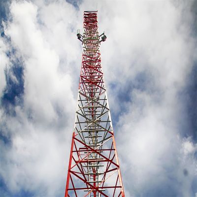 برج 30 متری خودپذیر برای ارتباطات برج GSM ساخته شده از فولاد زاویه ای