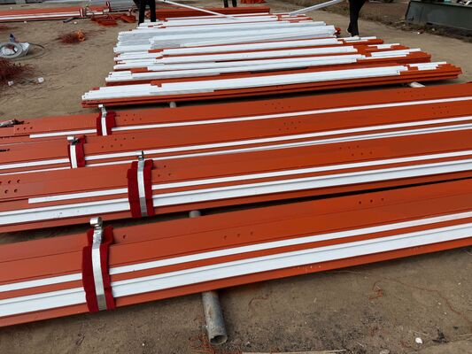 برج استیل زاویه ای 3 پایی بدن برج مثلث با شیب برابر یا شیب متغیر و قطعه متقاطع زاویه ای فولادی برای ارتباطات