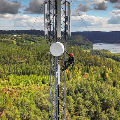 برج سیم گایید ساخته شده است Q235C Q355C S235J0 S355J0 فولاد درجه ارائه مقاومت و دوام عالی