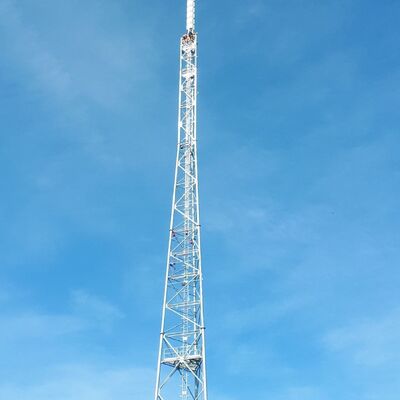 15 25 35M چند سیگنالی 3 پایه فولادی لوله ای گالوانیزه خود نگهدار در فضای باز 5G 4G Wifi برج مخابراتی رادیویی