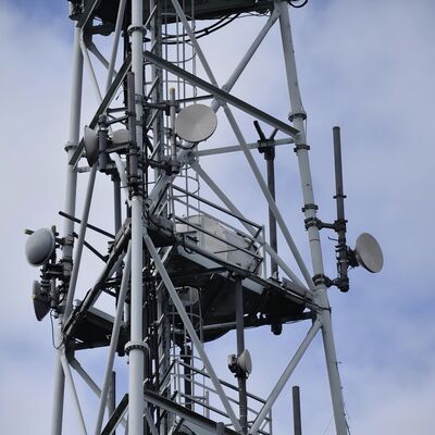 16 26 36M سیگنال یکپارچه فولاد گالوانیزه لوله 3 پا در فضای باز 5G 4G ماهواره رادیو Wifi Telecom Tower