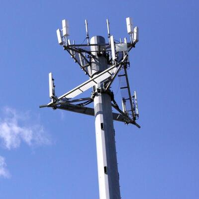 20 35M Monopole 5G Millimeter Wave Small Cell Tower Compact Design For Urban High-Density Area