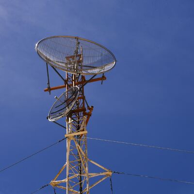 طراحی سفارشی برج سیمی با موج میلی‌متری 5G بی‌سیم برای استقرار مخابرات هوشمند